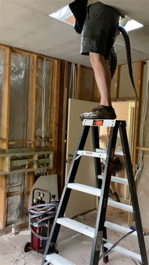 7.3K views · 62 reactions | CARPET PYTHON getting warm in roof. Well folks you can absolutely feel the temperatures coming down and our cold blooded friends are looking for places to stay warm when it’s cold. This Carpet python I relocated from a resort in Noosa Heads. I didn’t even know I was being filmed so apologies for not much talking! Enjoy everyone Luke 0499920290 | Snake Catcher Noosa 24/7 Luke the Snake Catcher | Facebook