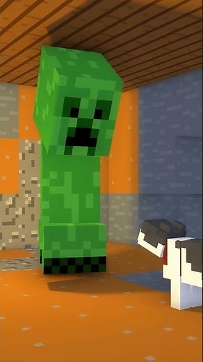 A Creeper is bothering Souka! #minecraft #funny #shorts