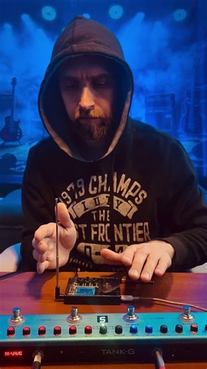 Sound art with Thereminvox by Astian Rey I Codex Reptilius (Live video) #livemusic #shorts #ambient