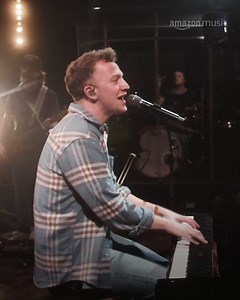 Nach seinem Auftritt bei "Sing meinem Song" kommt das nächste große Ding von JORIS! Der deutsche Singer-Songwriter ist auf jeden Fall ein heißer Tipp von uns🔥 Hört jetzt in sein neues Album "Willkommen Goodbye"👉 https://amzn.to/3t9tq0d | Amazon Music DE