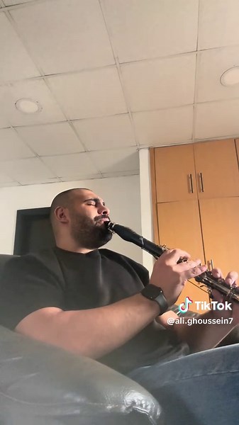 Explore Clarinet Music: Notes and Melodies