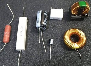 Association de Résistances, Capacités et Inductances