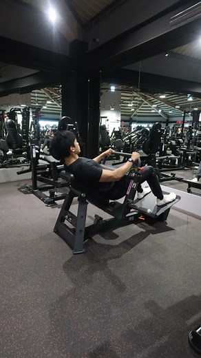 Machine Hip Thrust器械臀推