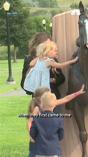 Statue of former Homeland Security Secretary Kristi Noem unveiled