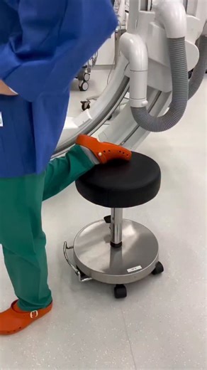 The Operating Room Global-TORG on Instagram: "✨🎄 OR Workout!! Our team is already working hard to get rid of those holiday pounds. What are your New Year's resolutions? Happy Holidays! . . . 📸 Kiezkrankenhaus #resolutions #fitness #motivation #afterchristmas . . . 𝐉𝐨𝐢𝐧 𝐎𝐮𝐫 𝐆𝐥𝐨𝐛𝐚𝐥 𝐂𝐨𝐦𝐦𝐮𝐧𝐢𝐭𝐲! The Operating Room Global (TORG) 𝑇ℎ𝑒 𝐿𝑎𝑟𝑔𝑒𝑠𝑡 𝑁𝑒𝑡𝑤𝑜𝑟𝑘 𝑜𝑓 𝑎𝑙𝑙 𝑂𝑝𝑒𝑟𝑎𝑡𝑖𝑛𝑔 𝑅𝑜𝑜𝑚 𝑃𝑟𝑜𝑓𝑒𝑠𝑠𝑖𝑜𝑛𝑎𝑙𝑠 𝑖𝑛 𝑂𝑛𝑒 𝑃𝑙𝑎𝑐𝑒! Learn More; https://link