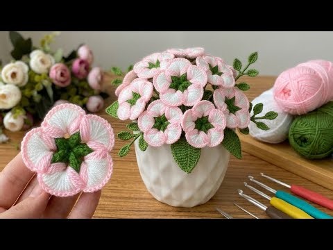 How to Crochet a Stunning Sakura-Inspired Flower Bouquet"