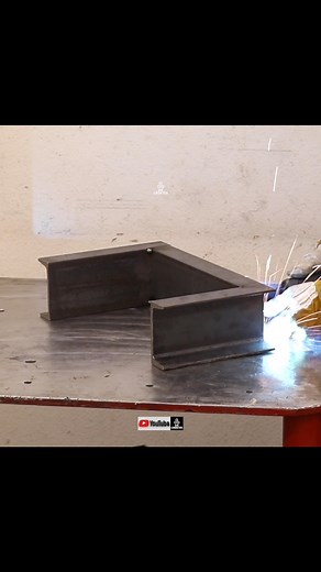 AX Creates on Instagram: "ax__creates official Homemade Hydraulic Press!! #useful #tips #diy #homemade #tool #lifehack #crafts #formen #creative #invention #axcreates #ideas #tips #tricks #hacks #creations #product #welding #hydraulic"