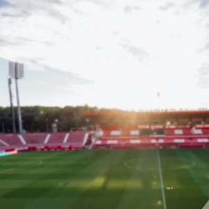 ¡El Girona vuelve a la acción en la liga! Déjanos tus predicciones de resultados en los comentarios. | Axi LATAM | Facebook