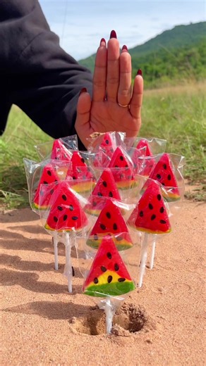 Survival Skills SMART idea and USEFUL with Candy 🍭#bushcraft #Outdoors #survival #camping #skills