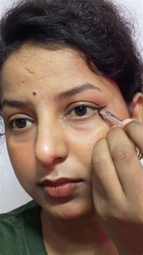 Anz Tutorial on Instagram: "Save and Try This Quick Liner Hack 😉"