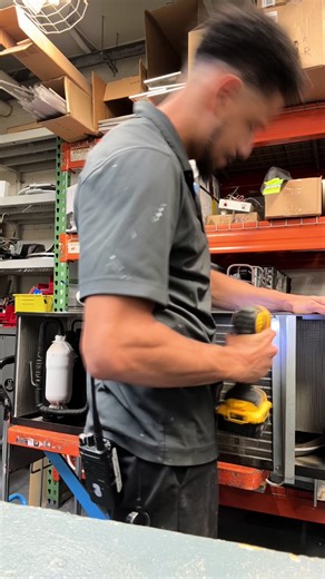 A/C Down? Watch Me Fix This Industrial Condenser Fan Like a Pro In this video, I take you through the full process of diagnosing and fixing a faulty condenser fan on an industrial A/C unit. From checking the motor and capacitor to testing the wiring and replacing worn parts, you'll see every step that gets this cooling system back up and running efficiently. Perfect for HVAC techs, DIYers, and anyone interested in industrial maintenance or A/C repair tips. #ACRepair #HVACTech #IndustrialMaintena