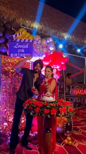 _stan.komal.lovish_ on Instagram: "Lovish jiju birthday celebration 🥳❤️ . . . #latepost✌#birthdaybash #jiju #lovishkomal #komalselovhogaya #birthday #celebration #family #perfectcouple #trendingreels #fyyyyyyyyyyyyyyyyyyyyyyyyyyyyyyyyyyyyyyyyyyyyyyyyyyyyyyyyyyyyyyyyyyyyyyyyyyyyyyyyyyyyyyyyyyyyyyyyy #reelsinstagram #reelviral #follow #komallovishvibes #instagram #abhisheksharma❤️🔥"