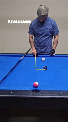 How to Find the Aiming Point on a Bank Shot #8ballpool #trickshots #billiards