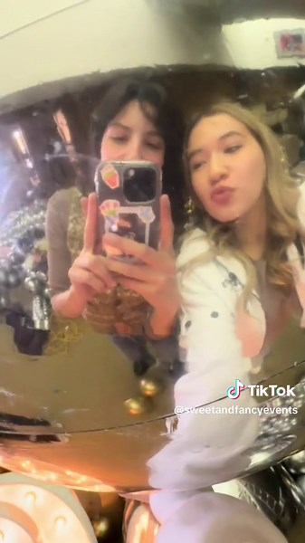 A day with Sweet and Fancy Events, come with us Let’s create magic💫 #hugeballoons #shinyballs #balloondecor #balloon #balloondesign #eventdecor #eventplanning #reels #fyp #viralvideo