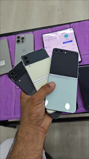 Smartphone Showcase: Apple vs. Xiaomi Features