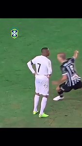 39K views · 19K reactions | ROBINHO SKILLS  #robinho #brazil #brasil #brasil #brasilia #brazilianjiujitsu #copaamerica #copa #copadobrasil #fifa #football | Abid Siddiquei | Facebook