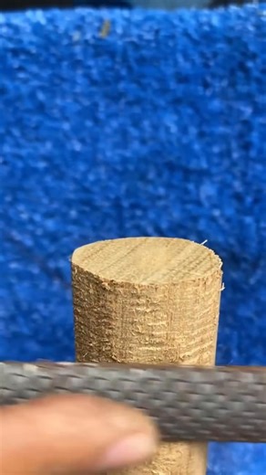 The Chinese method to keep a hammer handle tight forever Old technique, perfect results #USA #ToolHack #HammerFix | Do It YourSelf