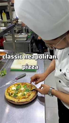 Neapolitan Pizza at Home 🍕 | Authentic Italian Pizza Recipe | Easy Homemade Neapolitan Pizza