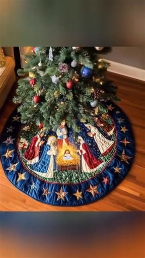 🎄Celebrate the true spirit of Christmas with the Bethlehem Scene Quilted Tree Skirt. Beautifully crafted with quilted detail, it captures the peaceful nativity scene of Bethlehem — bringing warmth, faith, and serenity to your holiday décor. 🌟 | Echomallyy