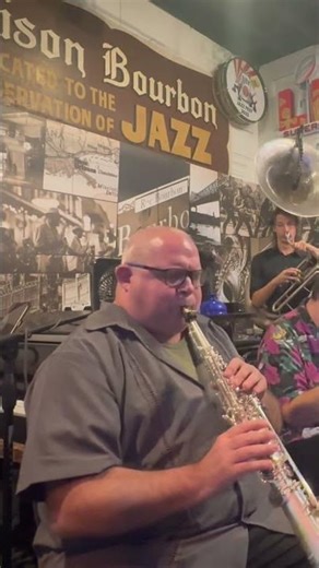 Jazz Soprano Sax -Ryan Burrage -La Vie En Rose #jazz #axophone