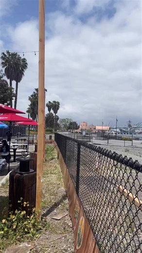 Make waves this weekend and join us at the new Landing in San Pedro for an unforgettable seafood experience 🐟🦐 | San Pedro Fish Market and Restaurant