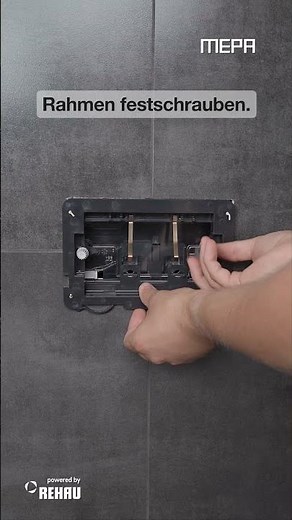 Montage Betätigungsplatte #sanitär #vorwand #spülkasten #drückerplatte #installateur