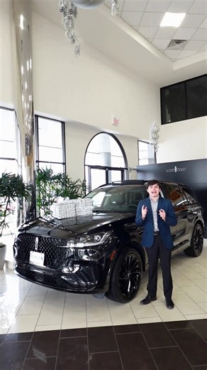 ✨🚙 Experience refined power and elevated comfort in the 2025 Lincoln Aviator. From its bold design to its smooth, confident performance, this luxury SUV is built to make every drive feel exceptional. See what sets the Aviator apart at Bayway Lincoln. #2025LincolnAviator #BaywayLincoln #LuxurySUV #LincolnLuxury #DriveInStyle #PremiumRide