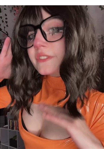 🧡🧡🧡🧡 #velma #velmacosplay #velmadinkleycosplay #velmacostume #cosplay