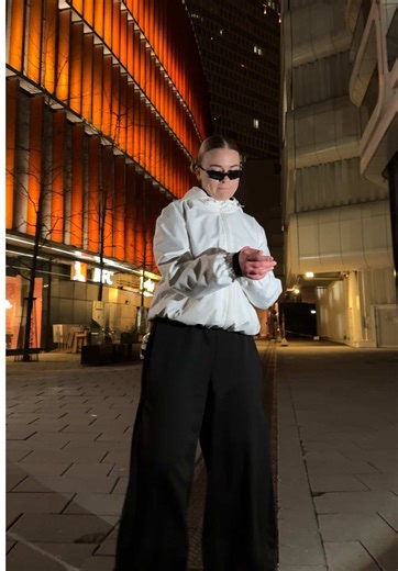 Exploring Industrial Techno Music