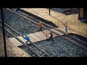 Building a wooden RAILORAOD CROSSING