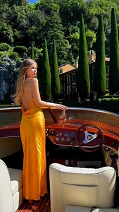 🇮🇹🤌 “La Dolce Vita Cruise” PRIVATE TOUR duration 3hrs from Varenna and Bellagio STOP 30 min in villa Our Classic Cruise begins in the mid-lake area and it includes major attractions like spectacular waterfall in Nesso. You stop 30 min in Villa Balbianello Ticket not includeed. You will be able to view: Villa Cipressi Villa Monastero Villa Melzi (beautiful gardens) Villa del Balbianello (Closed Monday and wednesday STOP ON THE GARDEN 30 MIN ticket extra Star Wars and James Bond movies) Villa L