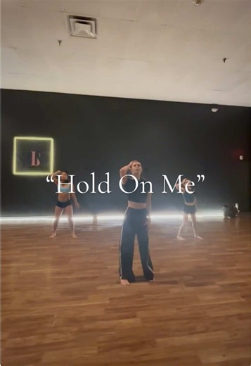 marisa_choreography on TikTok