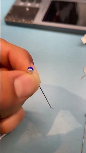 How to remove a stuck SIM card inside your iPhone 😲👍 #simcard #phones #stuck #fix