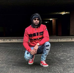 Bio of the famous South African rapper Chad da Don