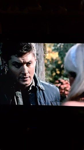 Supernatural Fam Paris Hilton, Dean hasn't seen Sam&Paris house of wax