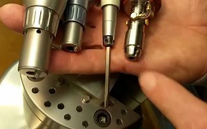 Lindsay AirGraver cutting compared to springpulse engravers气动雕刻机比较测试