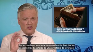 71K views · 560 reactions | Se escucha cada vez más hablar sobre invertir en la bolsa de valores, a medida que grandes firmas reportan ganancias. Xavier Serbia te dice 6 errores comunes que tienes que saber antes de ingresar al mercado bursátil. #DimeXavier | CNN en Español | Facebook