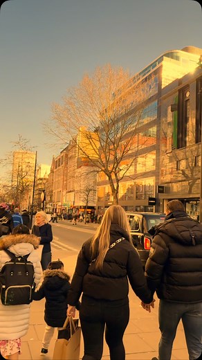 3.4K views · 1.3K reactions | Vintage London Vibes ❤️ | UKCaptureMagic | Facebook