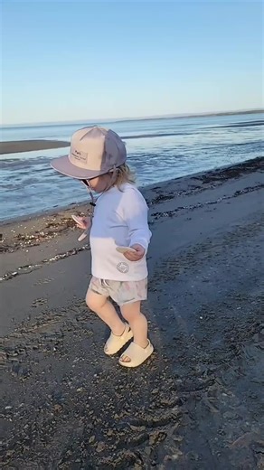 It really does go by soo fast 🥹🧡 #motherhood #fyp #growingup #toddlerlife