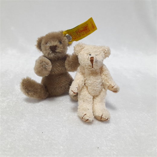 Vintage Steiff Plush Bears: 0202/11 With Button and Small Jointed White Bear - Etsy