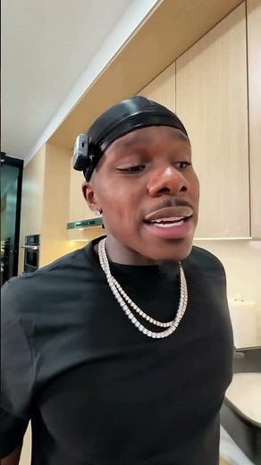 DaBaby Warns About Restaurant Kitchen Cleanliness. While Cooking Lobster Mac and Cheese #dababy