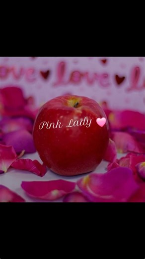 The name’s Cripps Pink, but you can call her Pink Lady®. And yes…she runs the group chat. 💅🍎 Born in Australia from a Golden Delicious × Lady Williams power pairing, Pink Lady® didn’t stumble into her glow-up, she earned it. That signature pink blush? Lady Williams DNA doing the most. That sweet-tart bite? Icon behavior. She was main-character energy before main-character energy had a name. Pink Lady® snacks beautifully on her own but thrives with a little flavor contrast. Some would say she's