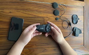 R1 PLUS连接蓝牙教学