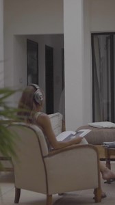 2.5K views · 16 reactions | The seamless design of the Clear MG’s solid aluminium yoke offers pure elegance and delivers an audio experience in which every note is crystal clear. Discover more: https://bit.ly/41yeJ9H | Focal | Facebook