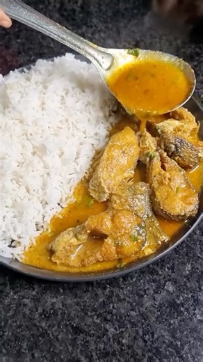 Shania kitchen on Instagram: "Fish curry #FishCurry #FishCurryRecipe #IndianFishCurry #HomemadeFishCurry #FishLovers #SeafoodRecipe #FishMasala #FishGravy #SpicyFishCurry #TastyFishCurry #FishCurryLovers #FishRecipe #TraditionalFishCurry #SouthIndianFishCurry #BengaliFishCurry #DesiFishCurry #HomeCooking #CookingAtHome #Foodie #FoodViral #YummyFishCurry #QuickDinnerRecipe #HealthyFishRecipe #VillageStyleFishCurry #CookingReel #FishCurryLove #FoodShorts #EasyFishCurry #CurryRecipe #FishCurryTime"