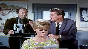 Watch The Saint Season 5 Episode 13 - Flight Plan