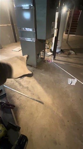Cutting a filter slot on a return boot #hvac #sheetmetal
