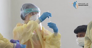 7.5K views · 341 reactions | To enable quicker detection of of COVID-19 among migrant workers, MOM and MOH is piloting the use of antigen rapid tests that provides results within 30 minutes. Watch the video to find out more! For latest updates, subscribe to MOM’s official Telegram: https://t.me/s/sgministryofmanpower. | Singapore Ministry of Manpower | Facebook