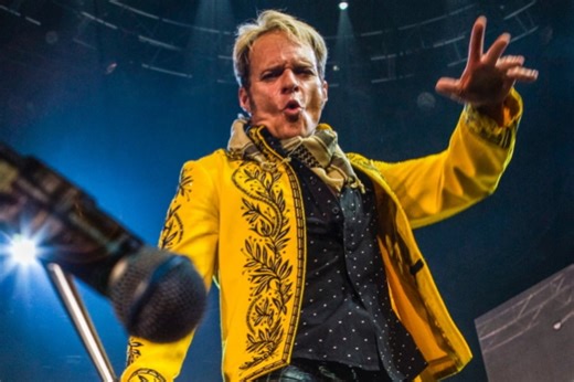 DAVID LEE ROTH Shares New Version Of VAN HALEN's 'Panama'