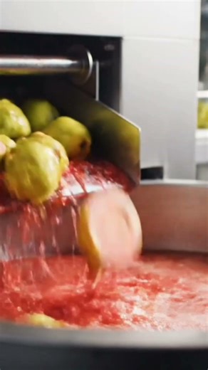 Guava juice filtering and packaging#guava#yt #shorts